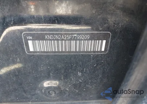 2015 Kia Soul z USA, uszkodzony, nr VIN KNDJN2A25F7799209